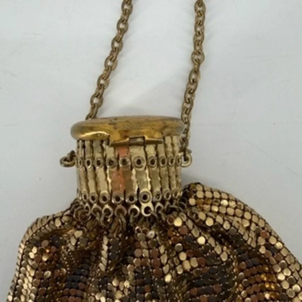 Vintage Whiting & Davis Gold Mesh Beggar Bag Gate Top Accordion Purse USA